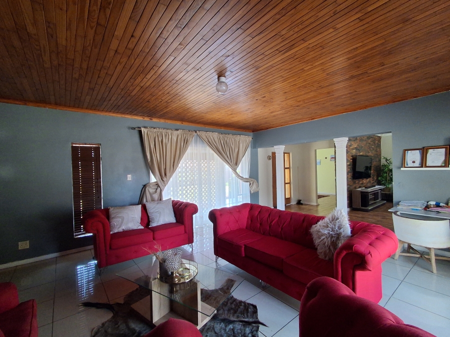 3 Bedroom Property for Sale in Songloed North West